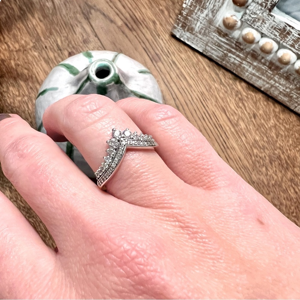 pandora princess wishbone ring | size 6 | nwt - Picture 2 of 8